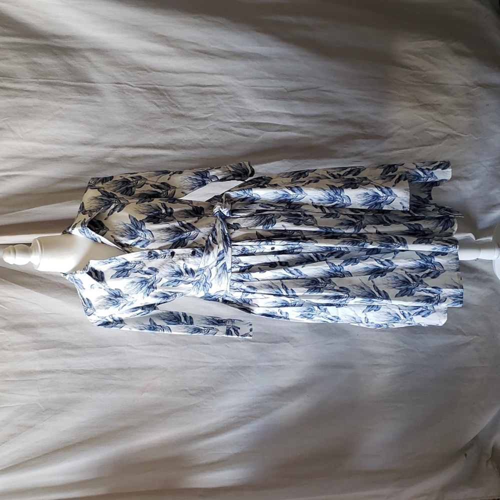 Tarais Long Sleeve Floral Belted Shirt Dress (NWT)